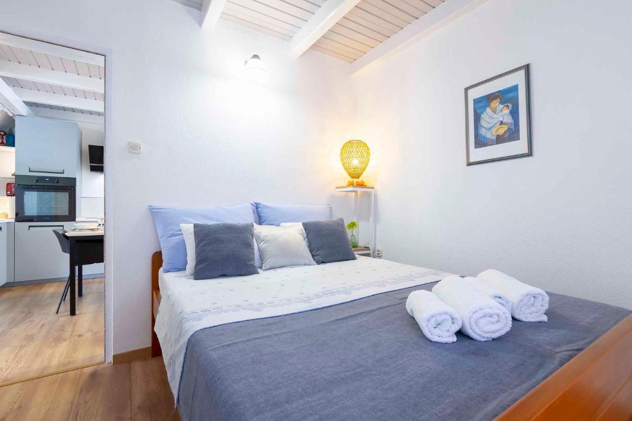 Apartments In Silo/Insel Krk 13443 Extérieur photo